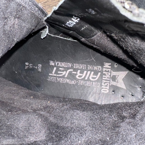 SOLD Mephisto boots w side zip Size 9.5 - Picture 8 of 9